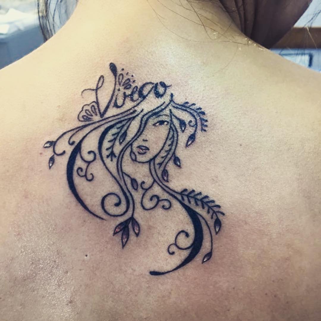 Foto: Reprodução / <a href="https://www.instagram.com/p/BBv4B4xgZnt/" target="_blank">Oriana Tattoo</a>