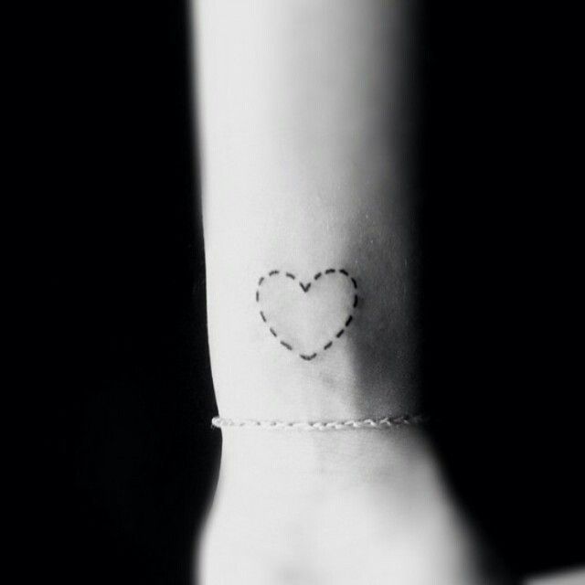 Foto: Reprodução / <a href="https://instagram.com/p/36RrRysOrL/" target="_blank">Tattoo2me</a>