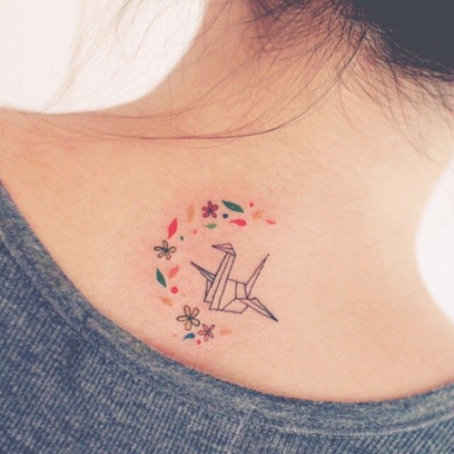 Foto: Reprodução / <a href="https://instagram.com/p/v87RE1MOok/" target="_blank">Tattoo2me</a>