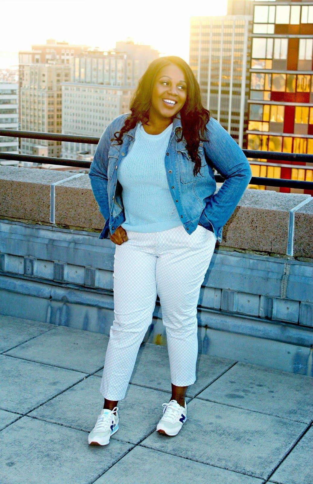 Foto: Reprodução / <a href="http://www.curvenvy.com/2015/03/office-ready-to-weekend-chic-gap-slim.html" target="_blank">Curvenvy</a>