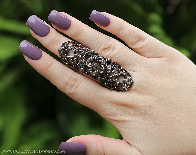 Foto: Reprodução / <a href="http://www.docemagiafeminina.com/2015/02/unhas-posticas-autoadesivas-belliz.html" target="_blank">Doce Magia Feminina</a>