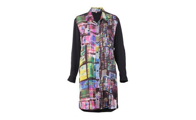 Shirtwaist de satin imprimé pour R $ 398,00 dans l'épaule