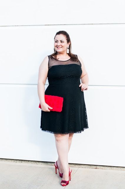 Foto: Reprodução / <a href="http://www.maggnificas.com.br/2013/12/look-plus-size-pretinho-ladylike.html" target="_blank">Maggníficas</a>