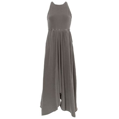 Vestido longo por R$198,00 na <a href="https://www.oqvestir.com.br/vestido-longo-sight-fyi-cinza.html " target="blank_">OQVestir</a>