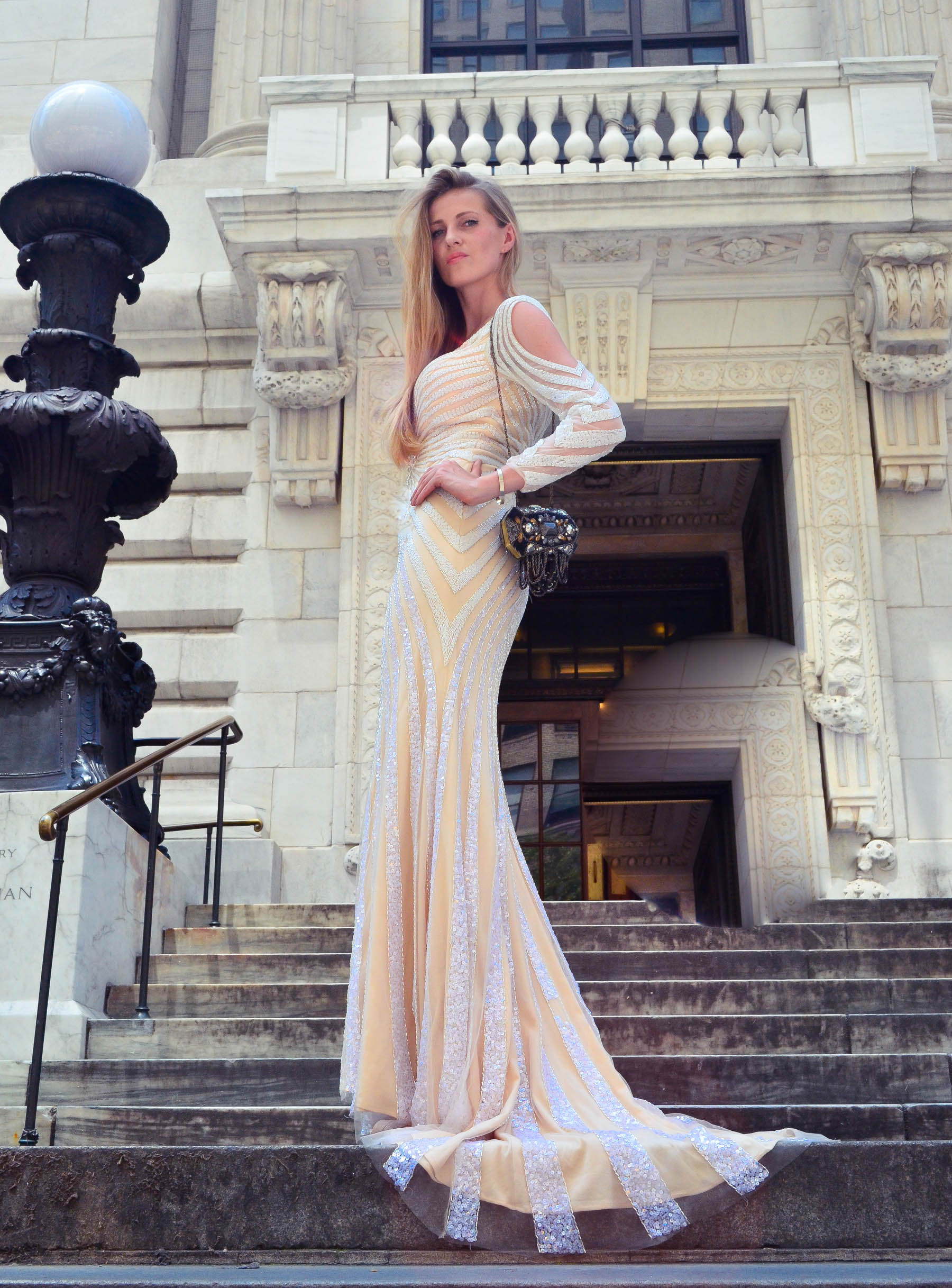 Foto: Reprodução / <a href="http://www.thesecretstop.com/the-long-dress/#.VTlUbSFVhBc" target="_blank">The Secret Stop</a>