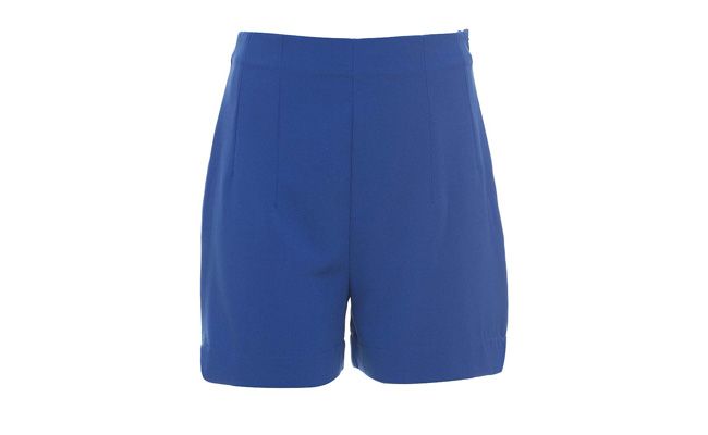 Shorts de alfaiataria cós alto por R$79,90 na <a href="http://bit.ly/1kNvMK6" target="_blank">Aremo</a>
