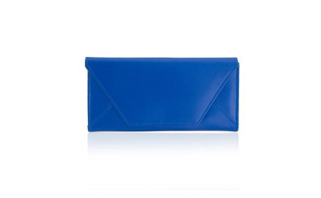Carteira Tamy Blue por R$59,00 na <a href="http://www.santafina.com/produto/327/carteira_tamy_blue" target="_blank">Santafina</a>
