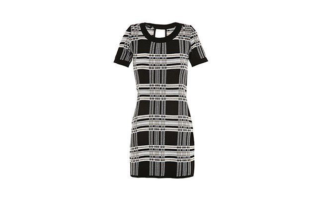 Vestido Xadrez Faven por R$451 na <a href="http://www.gallerist.com.br/Vestido-Tubo-Xadrez-5851.aspx/p?" target="blank_">Gallerist</a>