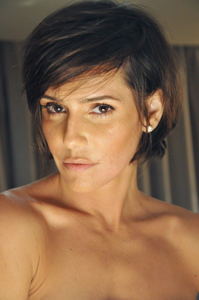 cabelo-liso-deborah-secco
