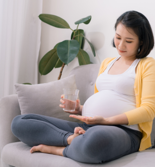 Obstetras esclarecem mitos e verdades sobre o ácido fólico na gravidez