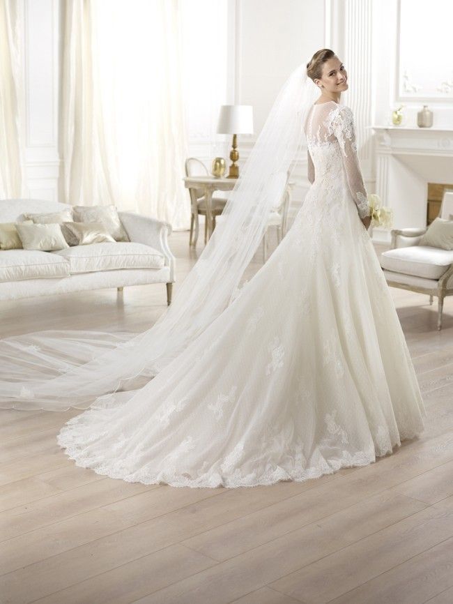 vestido-de-noiva-manga-comprida-pronovias-odara-costas