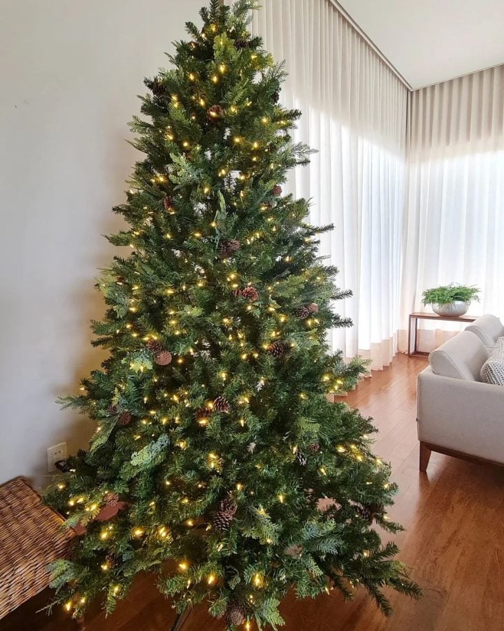 Como montar árvore de Natal perfeita: passo a passo simplificado