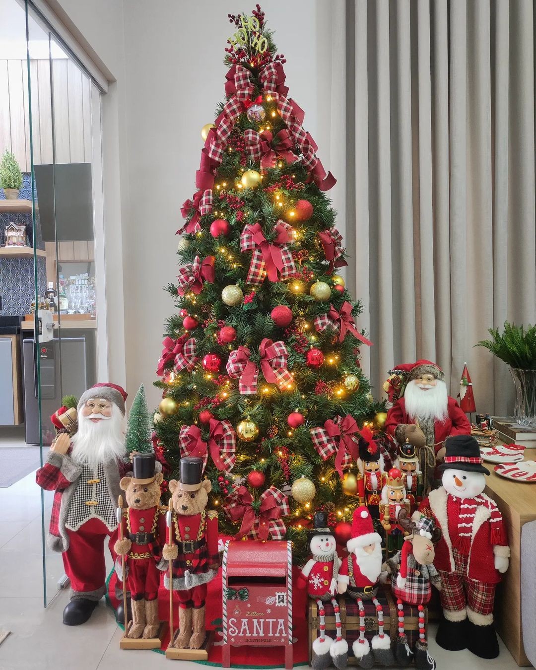 Como montar árvore de Natal perfeita: passo a passo simplificado