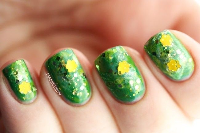 unhas copa verde amarelo 04 Looks para a Copa do Mundo: como se vestir para torcer pelo Brasil
