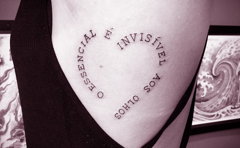 Featured image of post Frases Curtas De Deus Para Tatuagem Quem tem f sabe que n o est sozinho