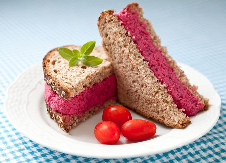 Pink sandwich de frango. Foto: Reprodução / Blog da Mimis