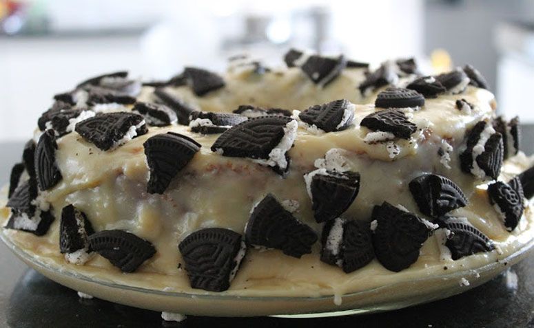 Bolo de leite Ninho com brigadeiro branco. Foto: Reprodução / L’apogee