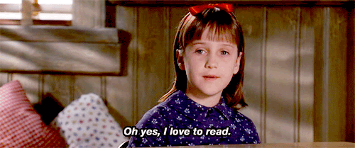 "Oh, sim. Eu amo ler." Foto: Reprodução/Giphy