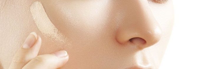 Como aplicar base no rosto: as técnicas ideais para você