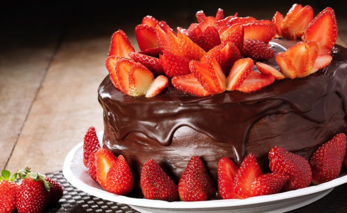 70 receitas de sobremesas fáceis, simples e deliciosas 70 receitas de sobremesas fáceis, simples e deliciosas