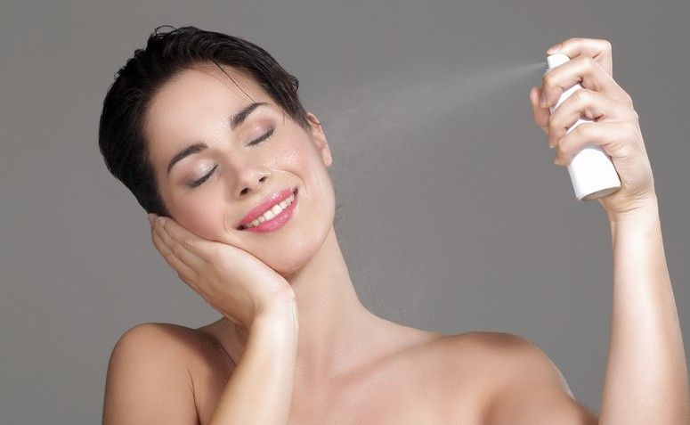 Fixador de maquiagem: seu look impecável por mais tempo