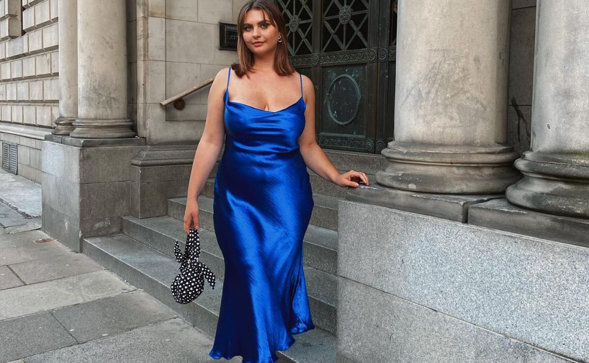 Azul royal: tudo sobre a cor que é sensação no street style