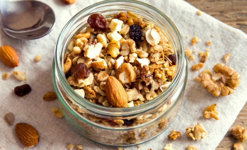 5 benefícios da granola e como prepará-la com mais sabor e saúde