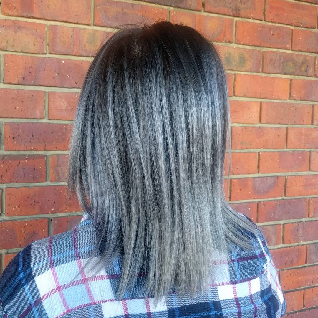 Charcoal hair: 30 razões para você amar esta tendência (FOTOS)