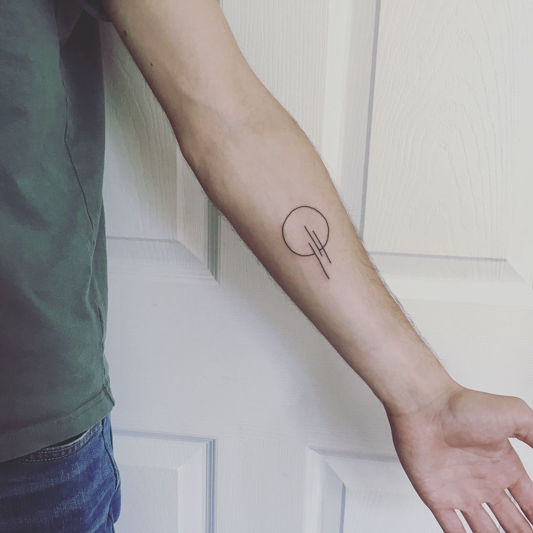 40 fotos de tatuagem de ET para te inspirar a fazer a sua