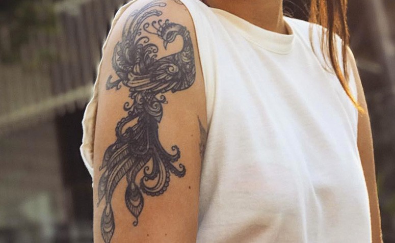 Força e renascimento: se inspire com essas 55 tatuagens de fênix femininas