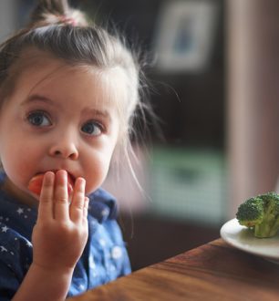 10 truques simples e eficazes para fazer seu filho comer legumes e verduras