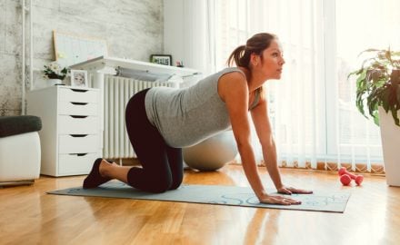 7 exercícios que ajudam a se preparar para um parto normal