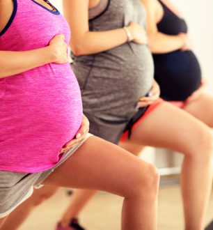 7 exercícios que ajudam a se preparar para um parto normal