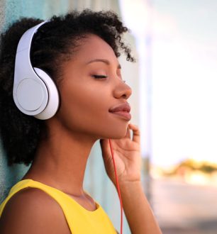 10 músicas feministas para você ouvir e se empoderar
