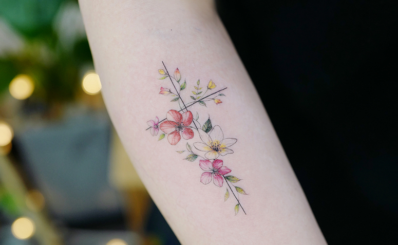 Tatuagens femininas: 600 inspirações de todos os estilos e tendências -  Speedy Bronze