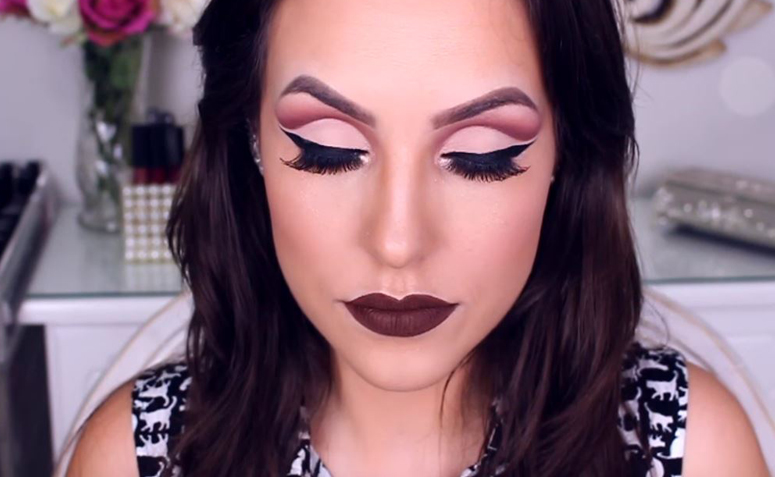 Cut crease: aprenda como fazer a técnica que é sucesso na maquiagem -  Speedy Bronze