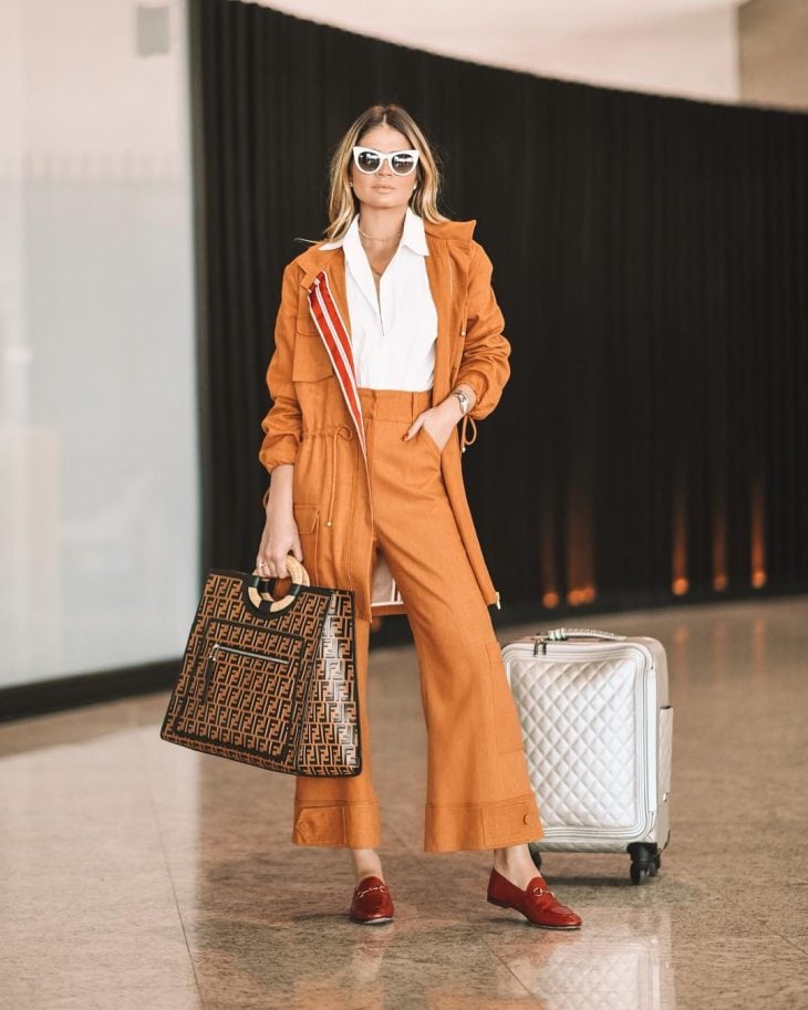 Traje esporte fino feminino: 40 looks para você se inspirar