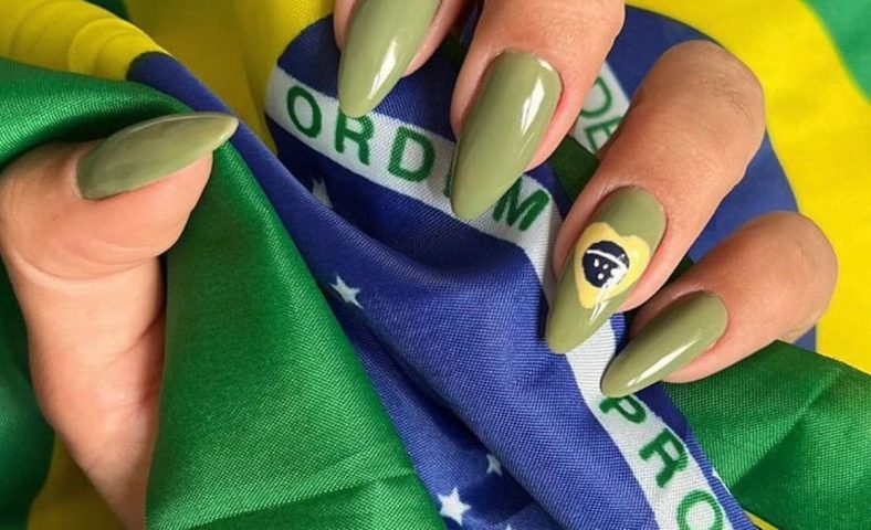 40 ideias de unhas para vibrar de corpo e alma pela Seleção Brasileira