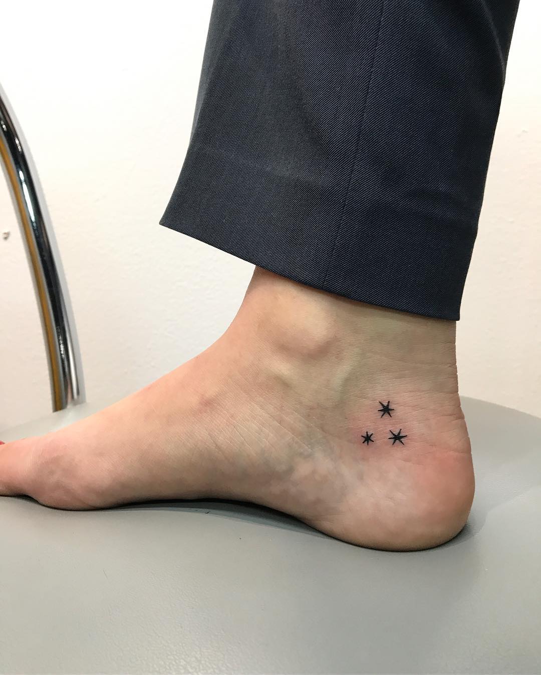 Tatuagem no pé: 100 fotos de tattoos para você se inspirar e fazer a sua1080 x 1349