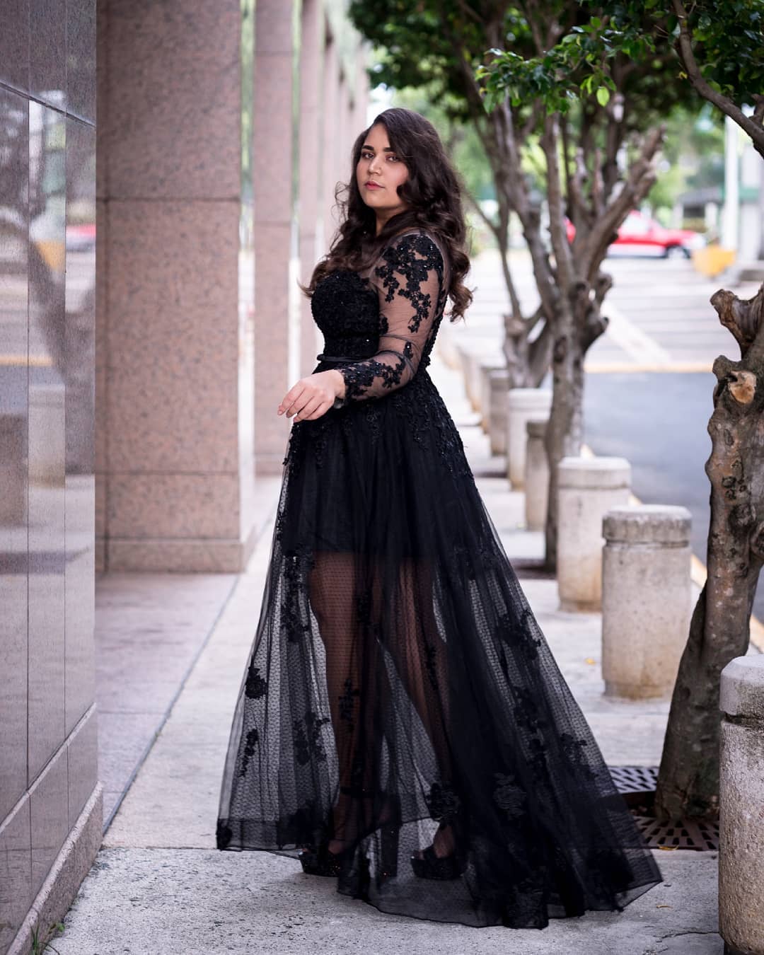 vestido preto plus size para formatura