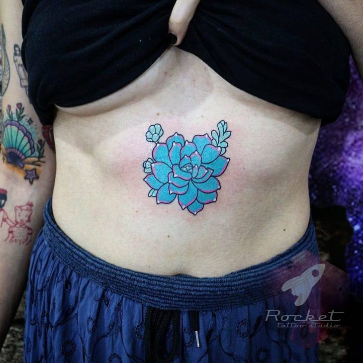 Tatuagem na barriga 70 desenhos INCRÍVEIS para inspirar a sua