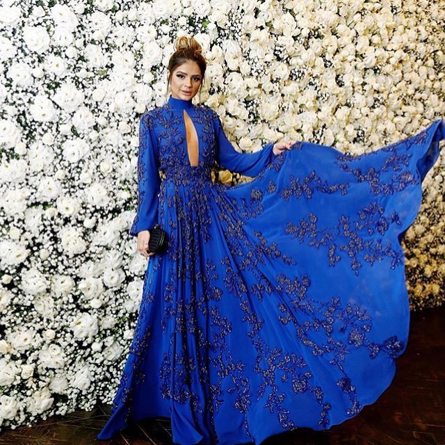 madrinha de casamento vestido azul royal