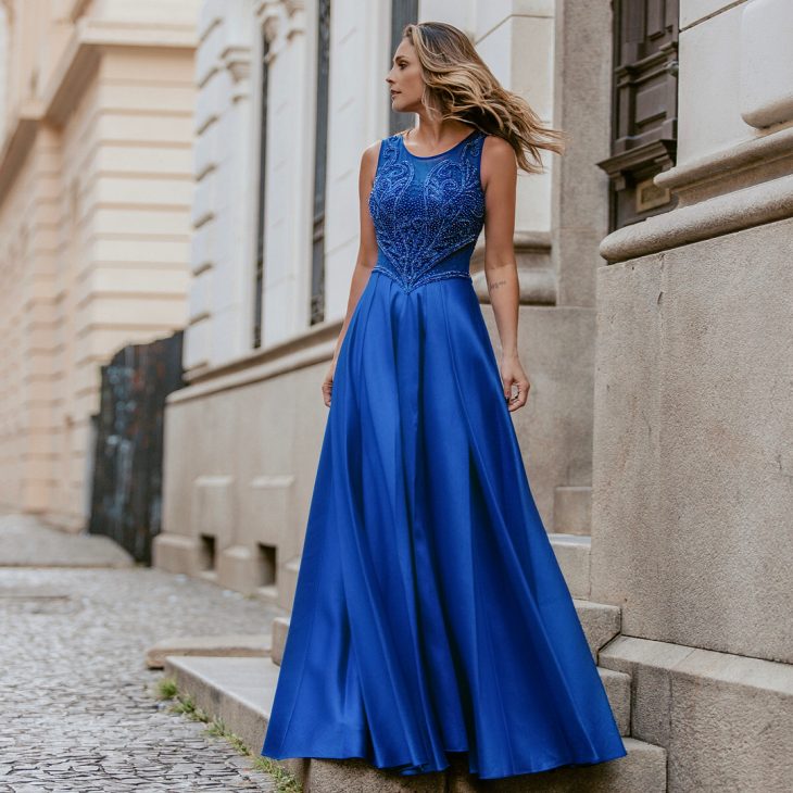 vestido azul com prata