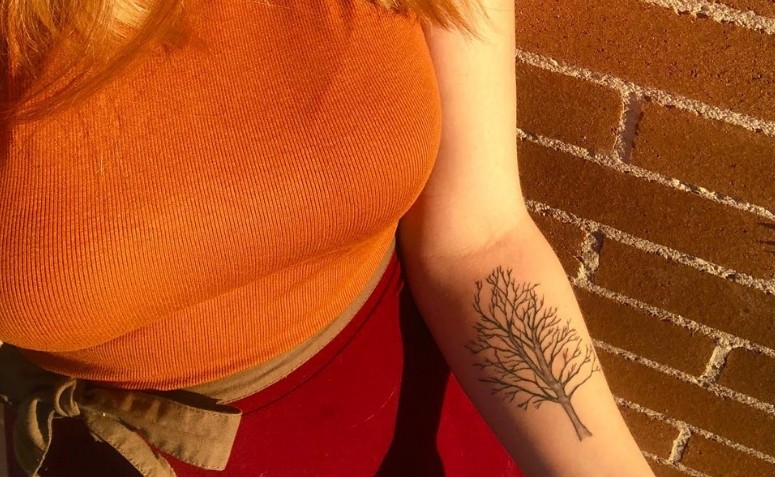 Tatuagem de árvore: 80 imagens para você pensar na sua