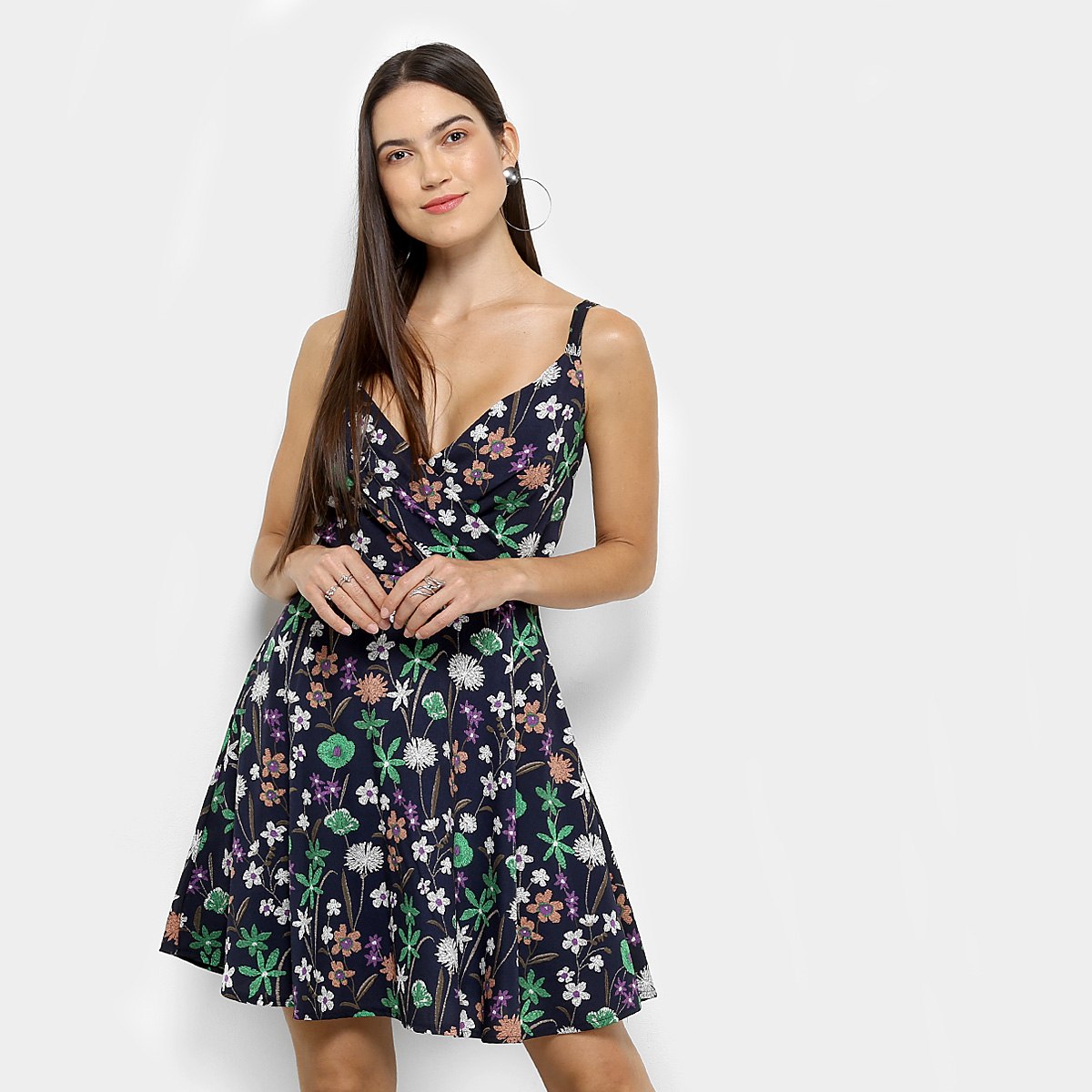 modelo de vestido curto estampado