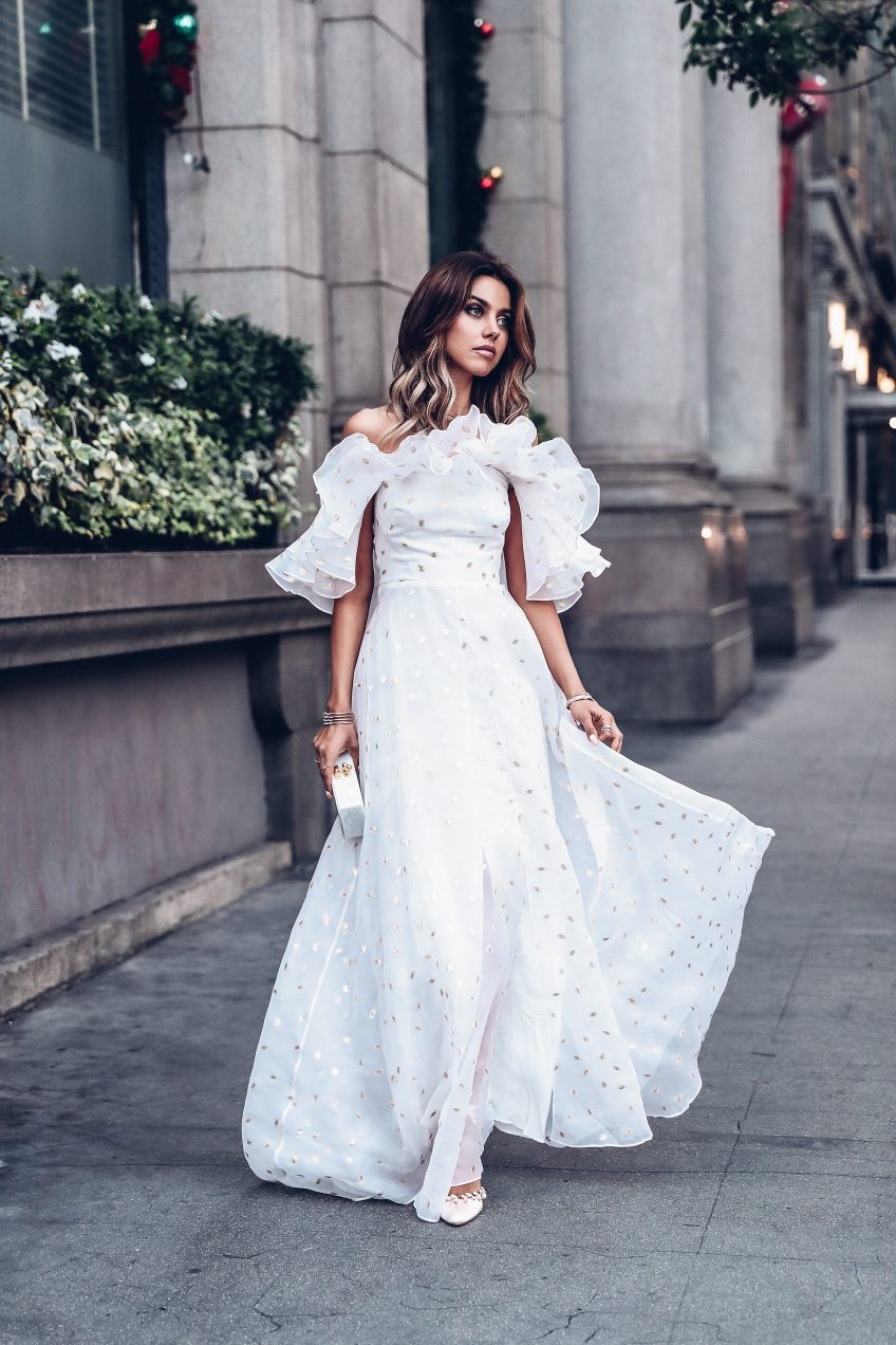 vestido branco esvoaçante