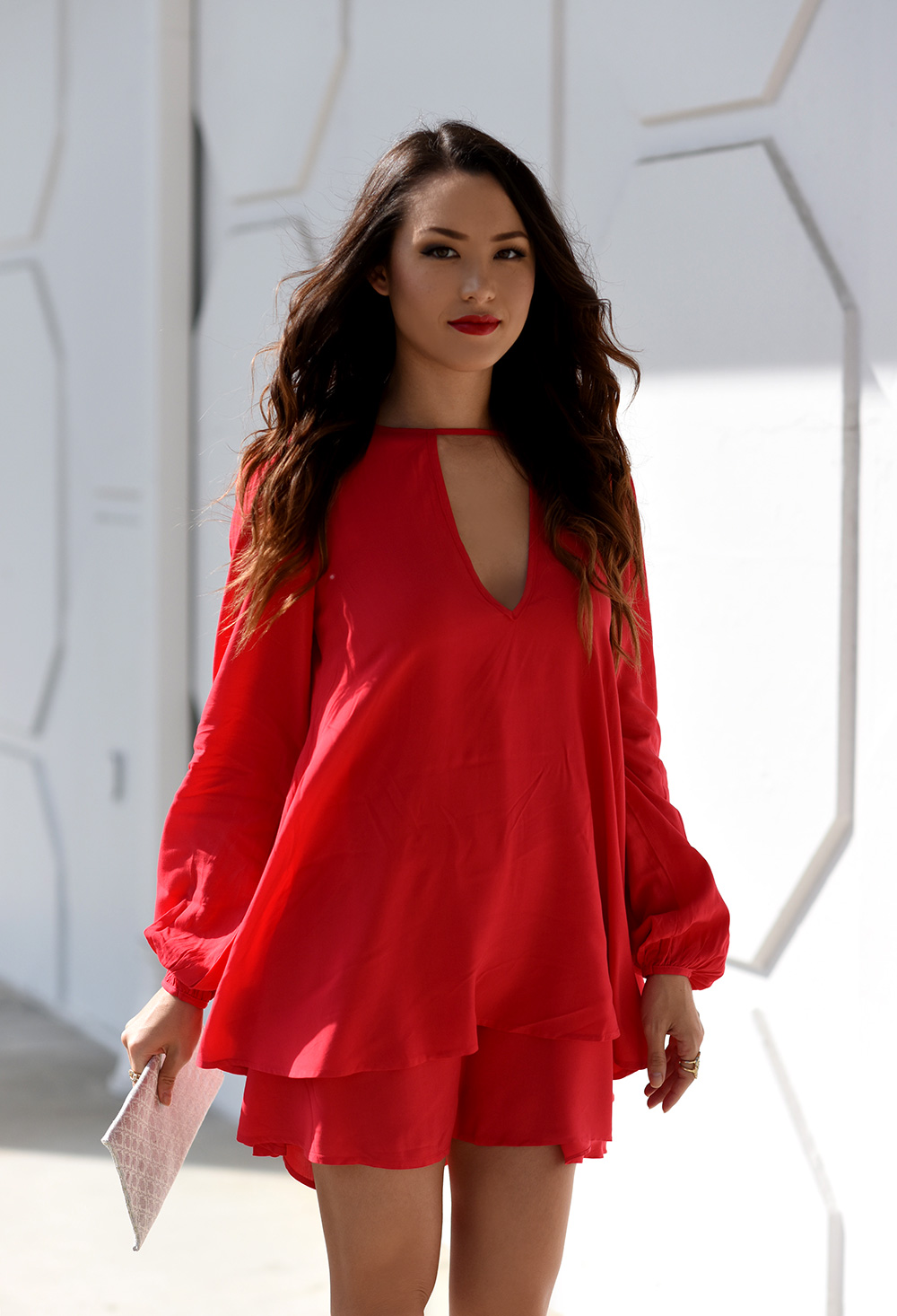 vestido vermelho curto com manga
