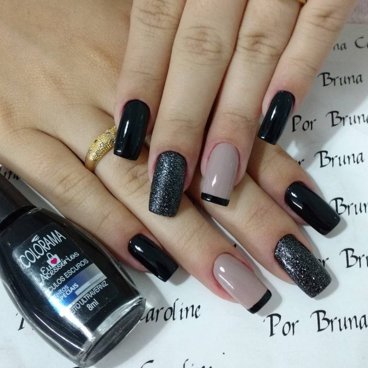 unhas-decoradas-francesinha-brilho