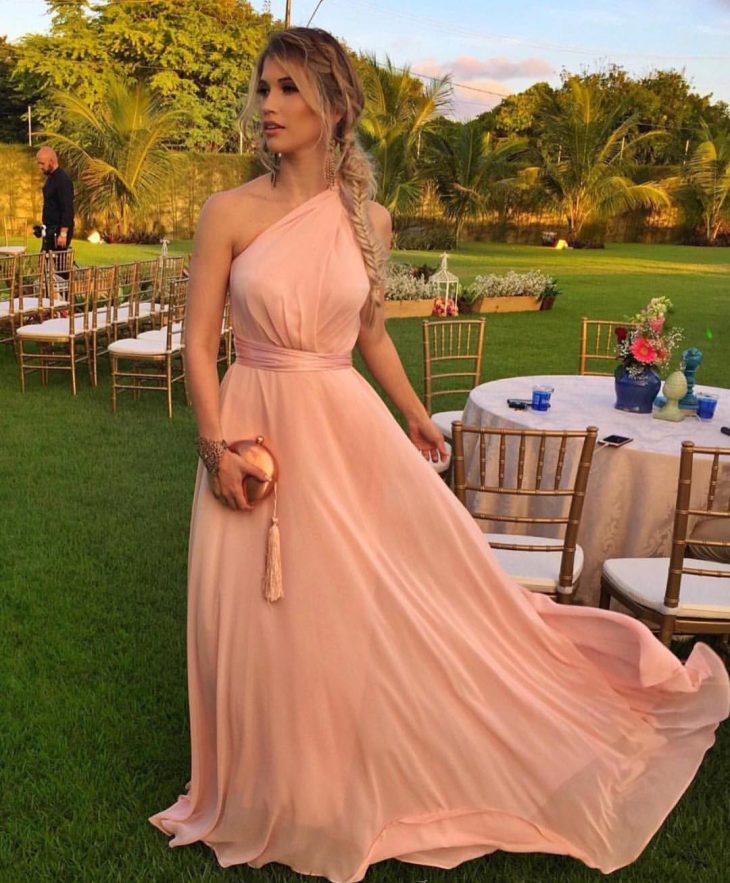 vestido longo rosa bebê