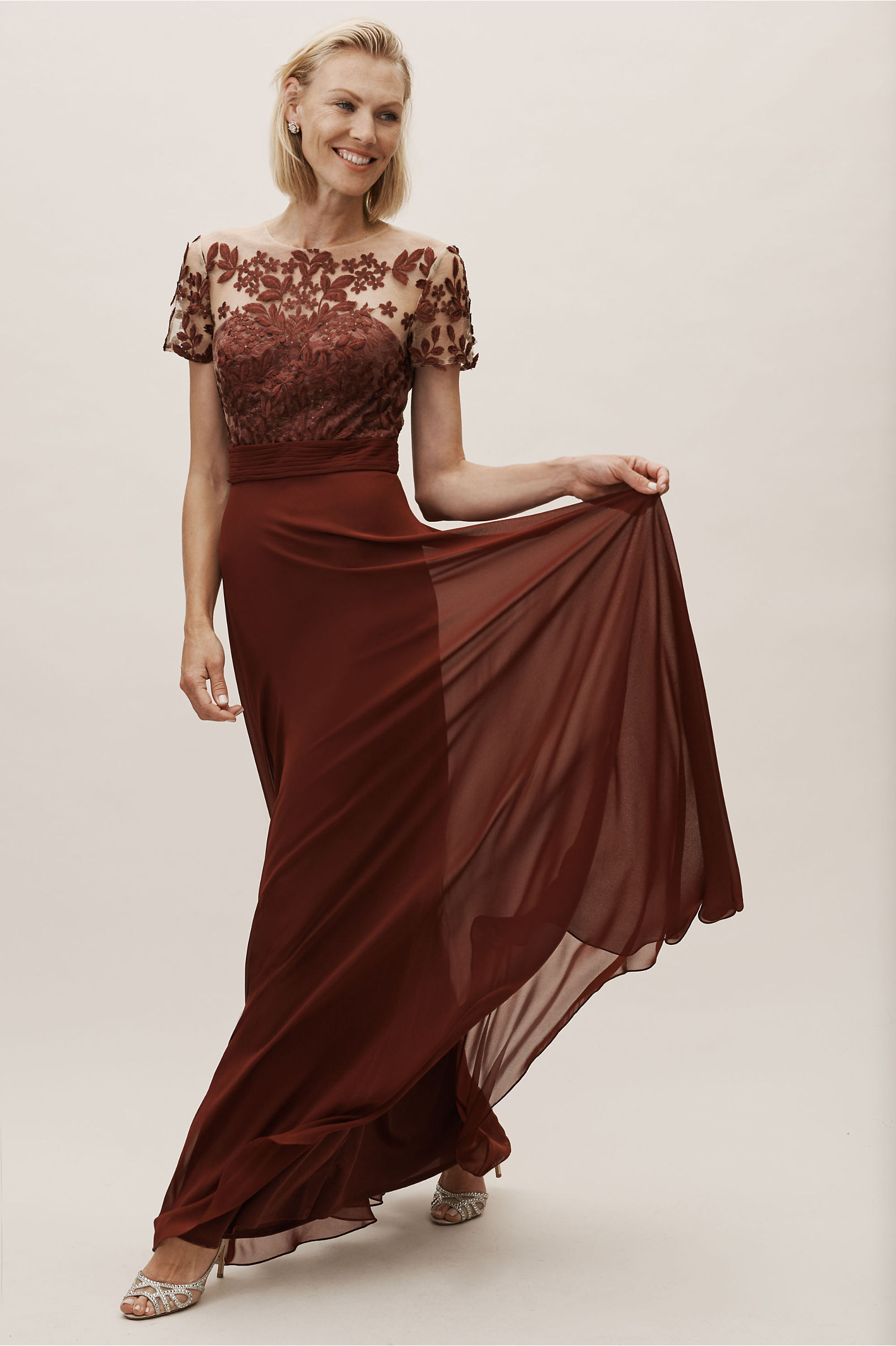 Vestido para mãe da noiva 150 fotos para você escolher o modelo ideal